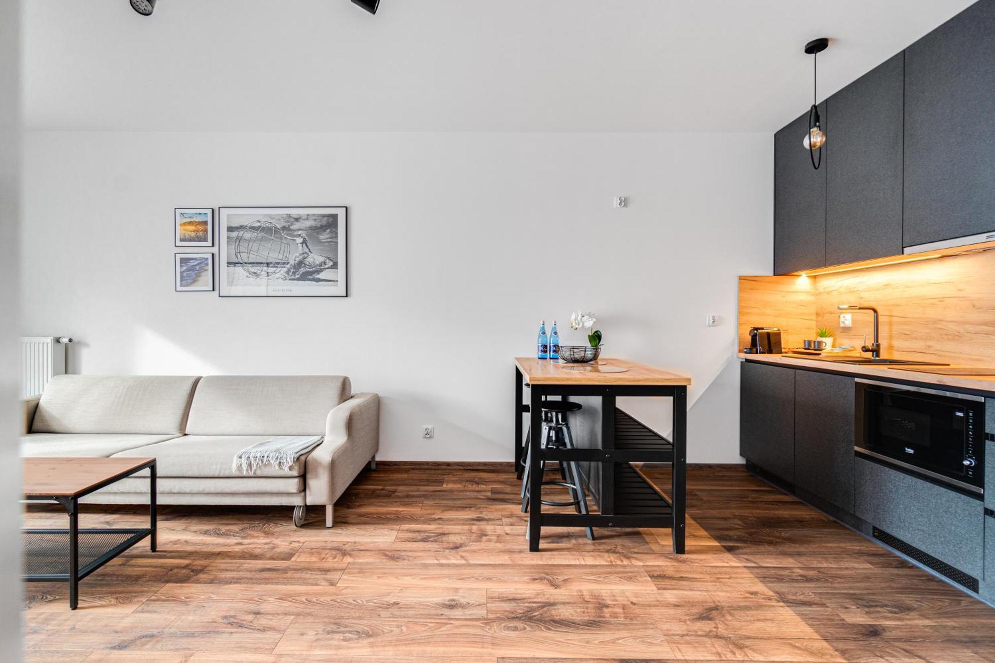 Prime Time Apartament - 24H Check -In - Parking W Cenie - Wroclaw — Photos 2